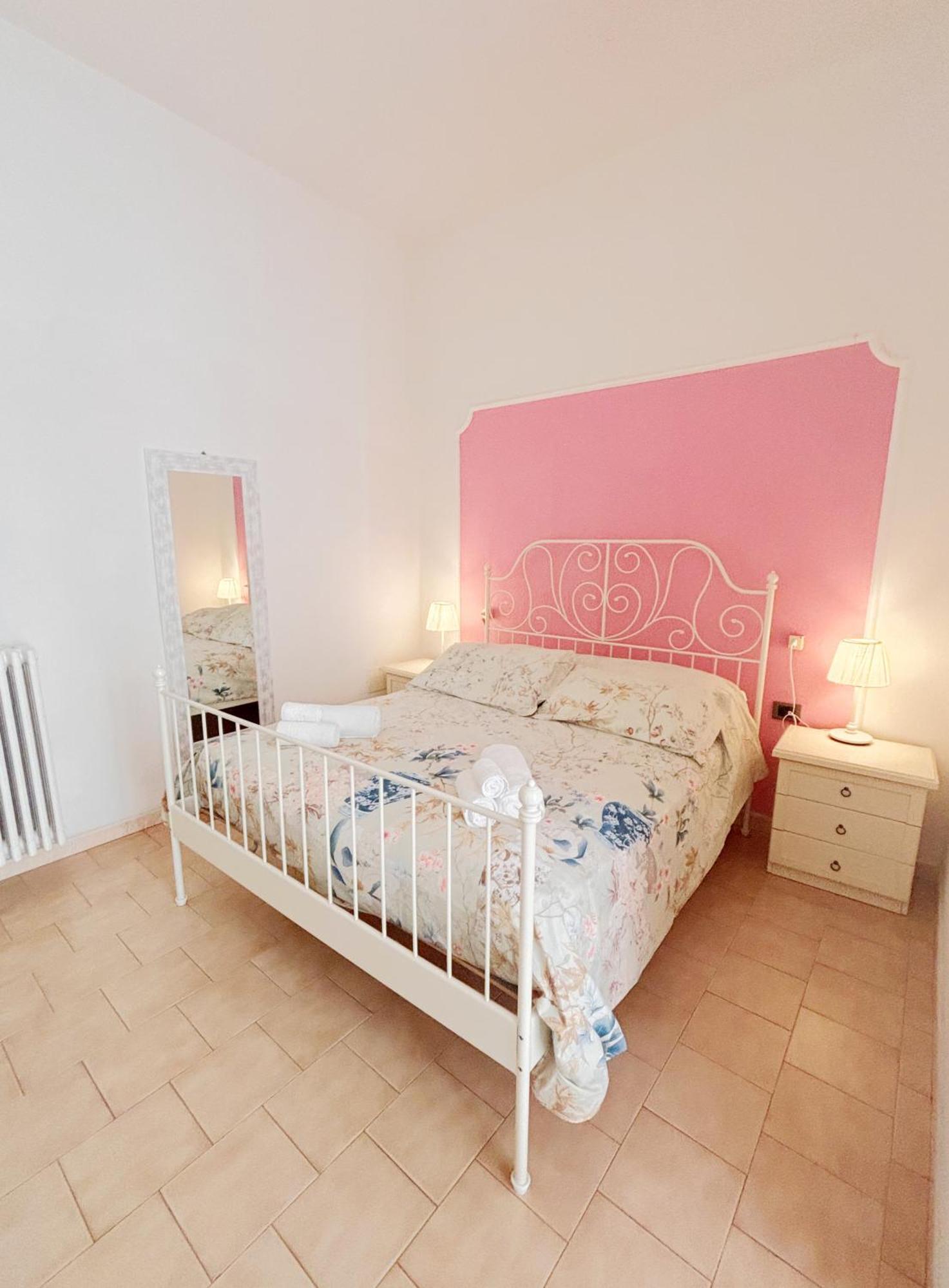 A Casa Di Mario E Nene Bed and Breakfast Viareggio Buitenkant foto
